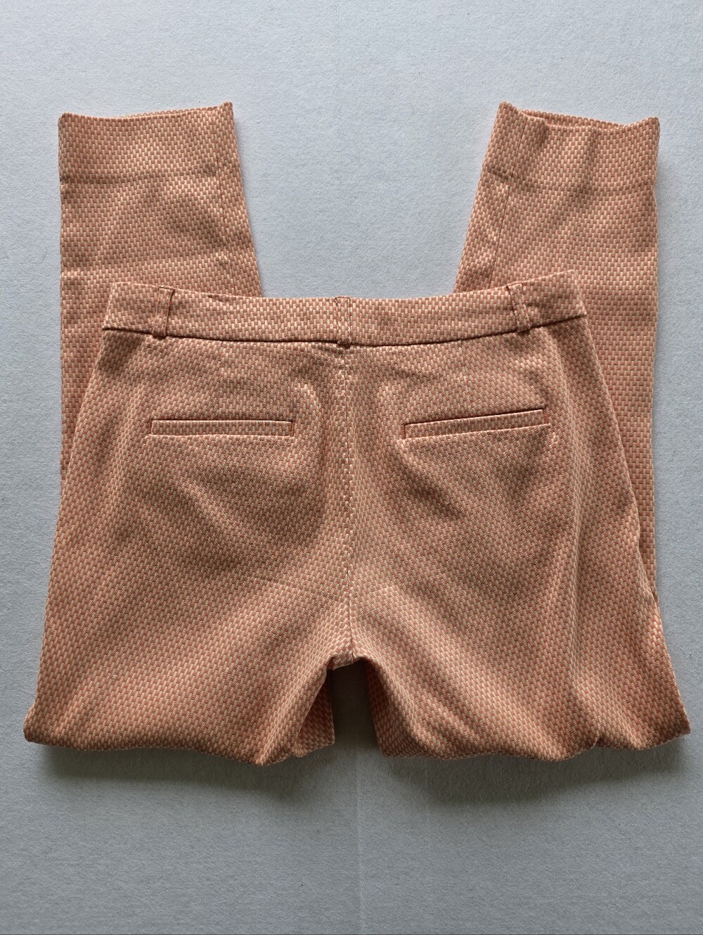 Banana Republic Sloan Crop Pants in Peachy Coral